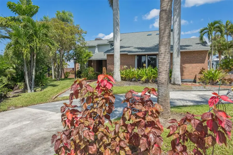 769 Kingston Court, Apollo Beach, FL 33572 - Image #2