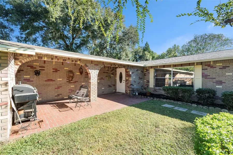 11918 Orangewood Drive, Dade City, FL 33525 - Image #2