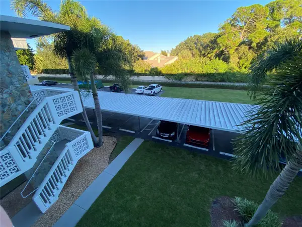 4880 Locust Street Ne #323, ST PETERSBURG, FL 33703