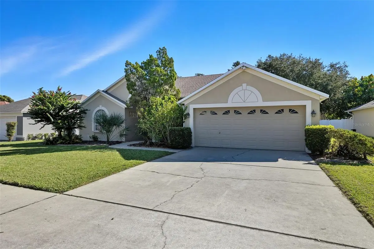 2213 Towering Oaks Circle, Seffner, FL 33584 - Image #1