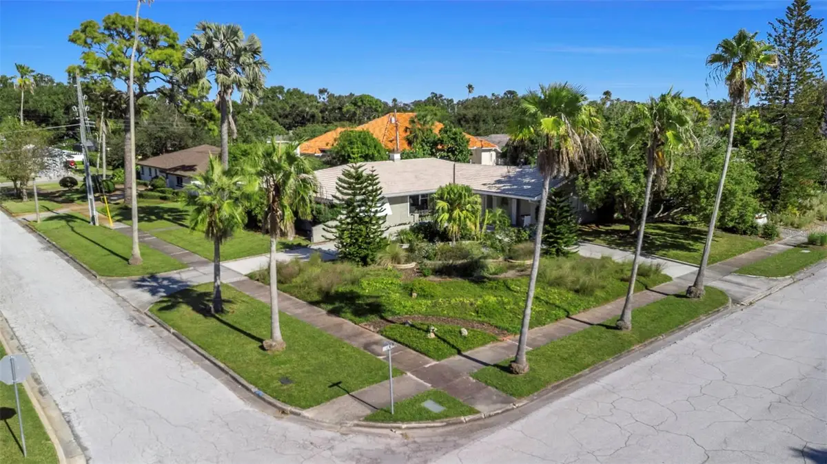 109 Ponce De Leon Boulevard, Belleair, FL 33756 - Image #1