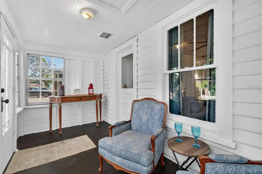 5414-5416 Delette Avenue S, Saint Petersburg, FL 33707 - Image #3