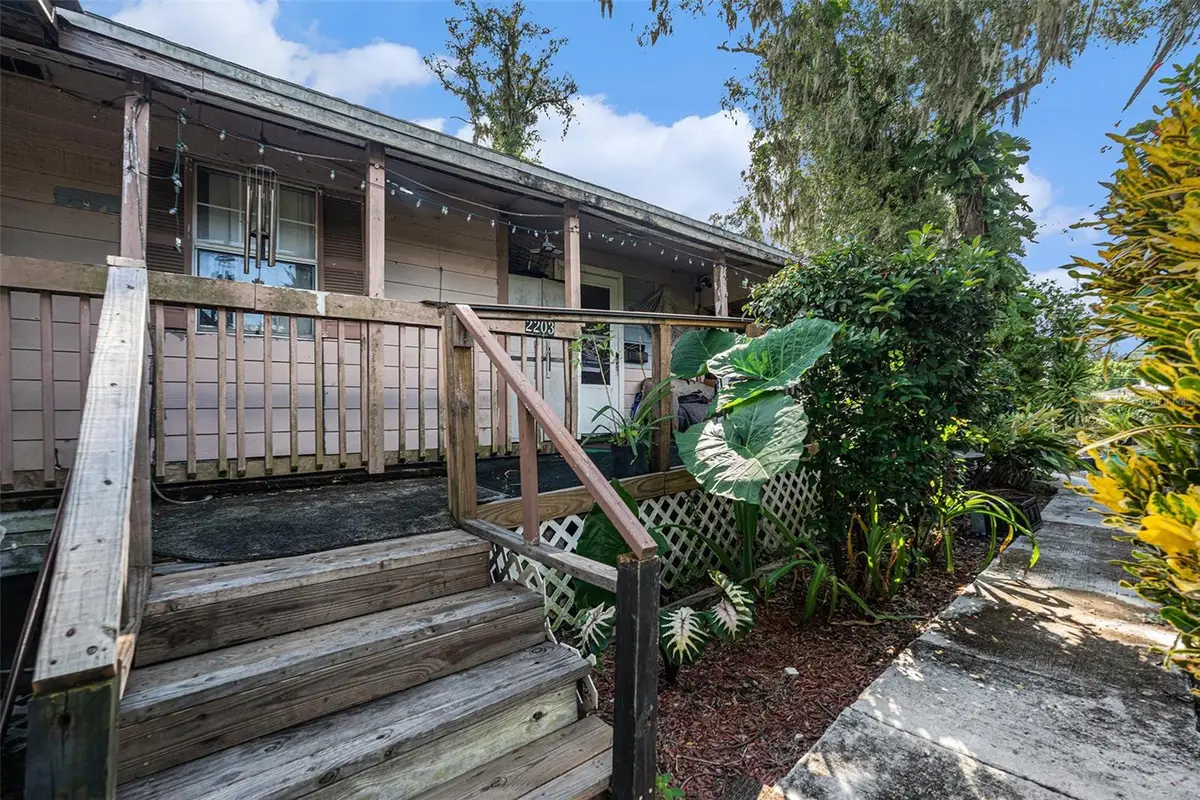 2203 Holloman Road, Plant City, FL 33567 - Image #1