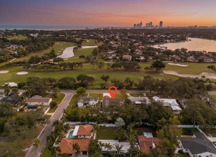 533 34th Avenue Ne, Saint Petersburg, FL 33704 - Image #2