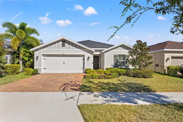615 Valri Park Drive, VALRICO, FL 33594