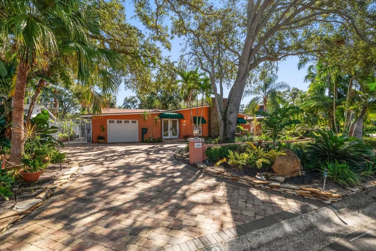 3033 82nd Way N, Saint Petersburg, FL 33710 - Image #1