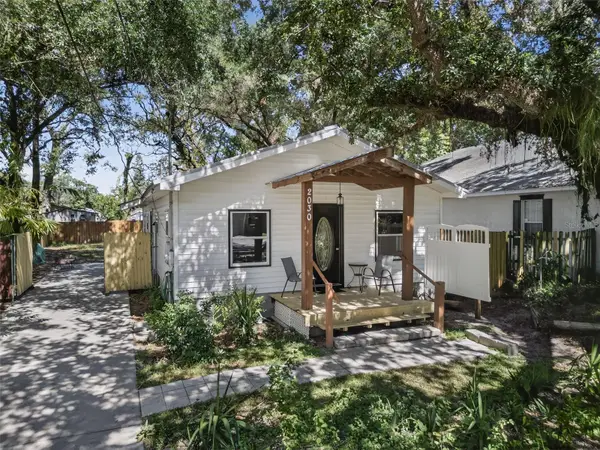 2030 E New Orleans Avenue, TAMPA, FL 33610