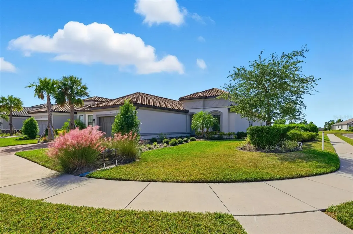 10819 Wicker Park Place, Palmetto, FL 34221 - Image #1