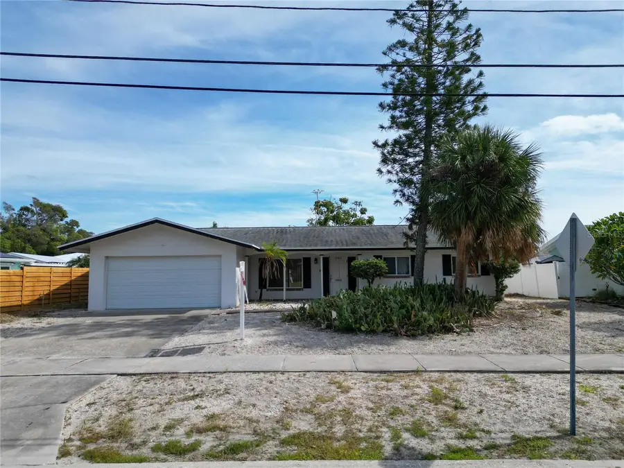 4540 Beach Drive Se, Saint Petersburg, FL 33705 - Image #2