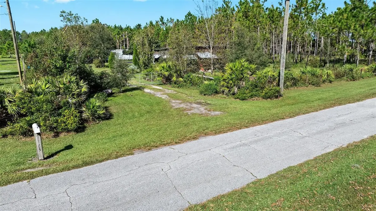 18105 Bethlehem Road, Lithia, FL 33547 - Image #1