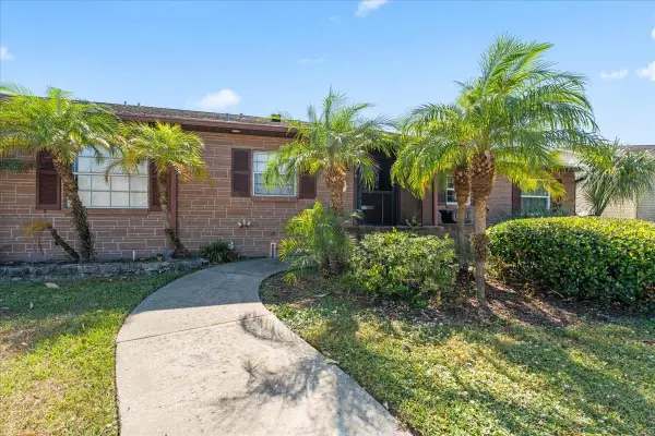 9519 Fieldview Circle #9519, THONOTOSASSA, FL 33592