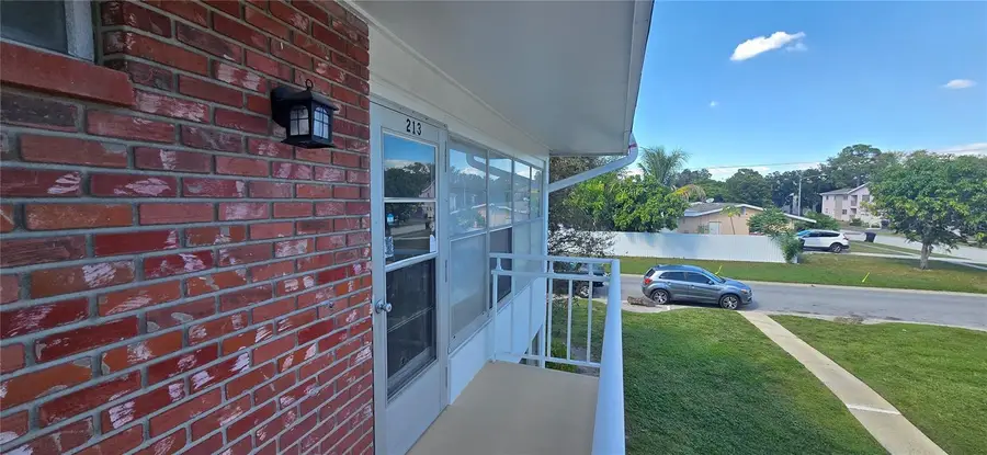 3540 32nd Avenue N #213, Saint Petersburg, FL 33713 - Image #2