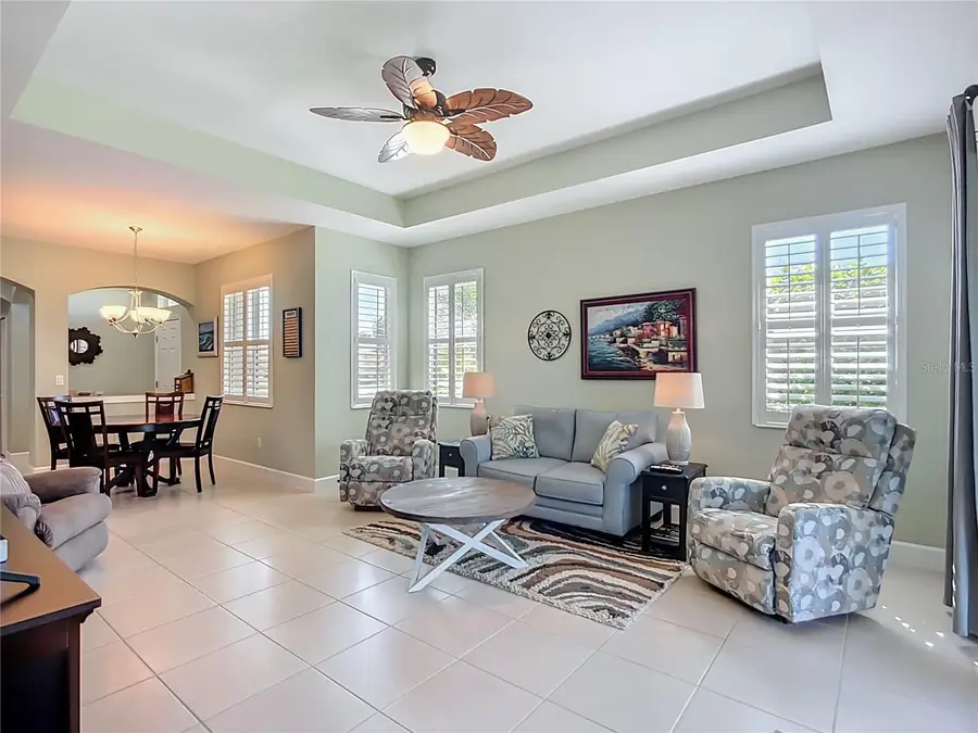 689 Chipper Drive, Sun City Center, FL 33573 - Image #3