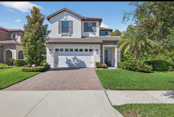 19700 Roseate Drive, LUTZ, FL 33558