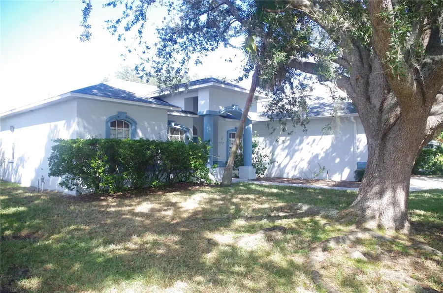 2116 Golf Manor Boulevard, Valrico, FL 33596 - Image #2