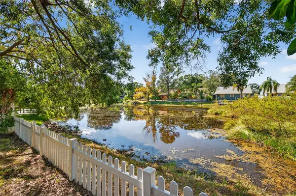 1706 Whispering Drive E, LARGO, FL 33771