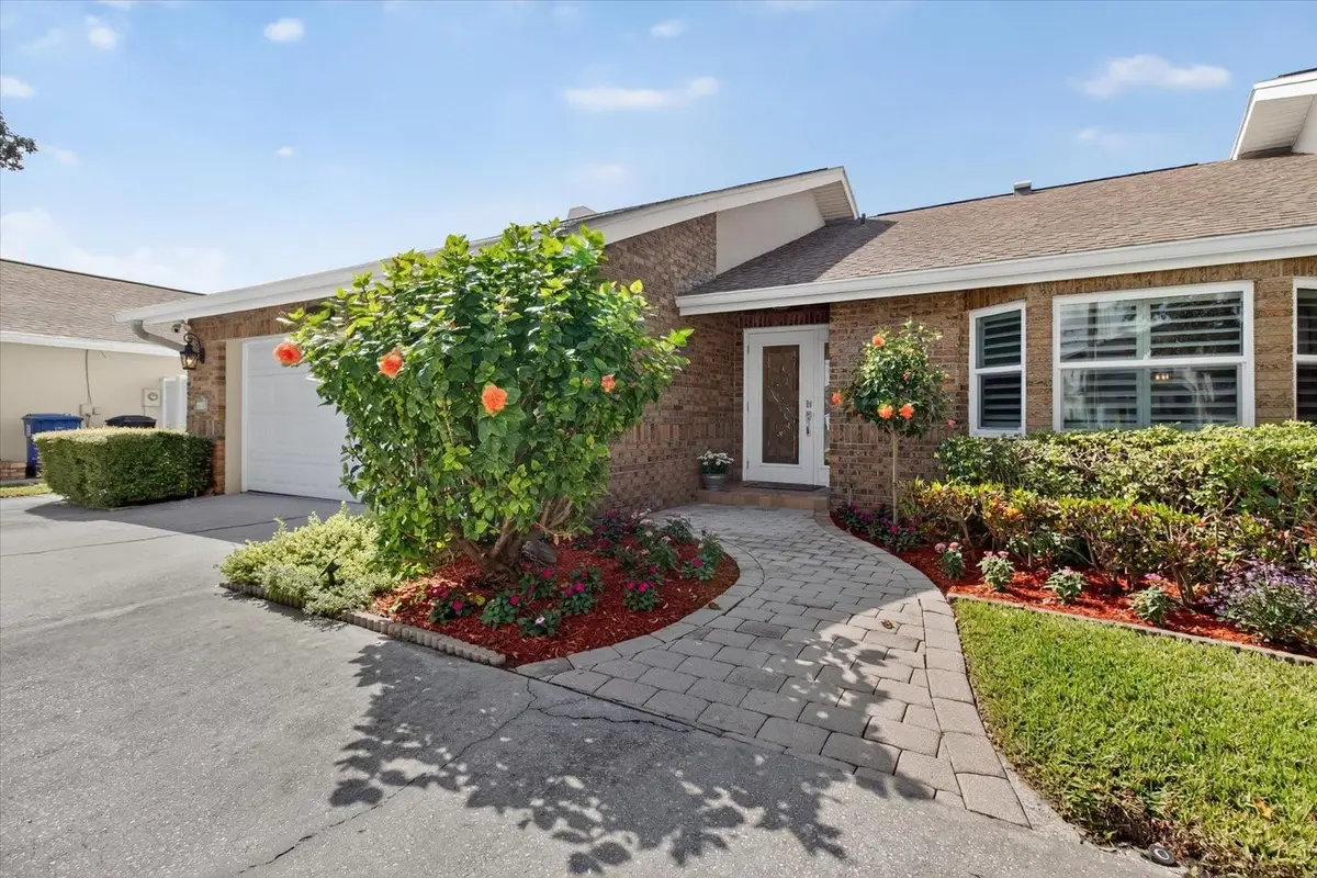 6130 Bayou Grande Boulevard Ne, Saint Petersburg, FL 33703 - Image #1