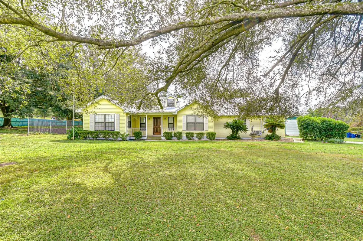 16349 Spring Valley Road, Dade City, FL 33523 - Image #1