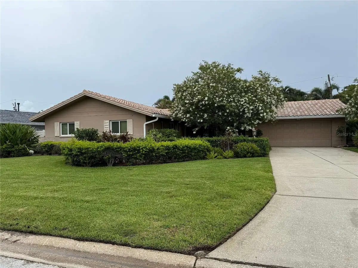 Address Withheld By Seller, Saint Petersburg, FL 33702 - Image #1