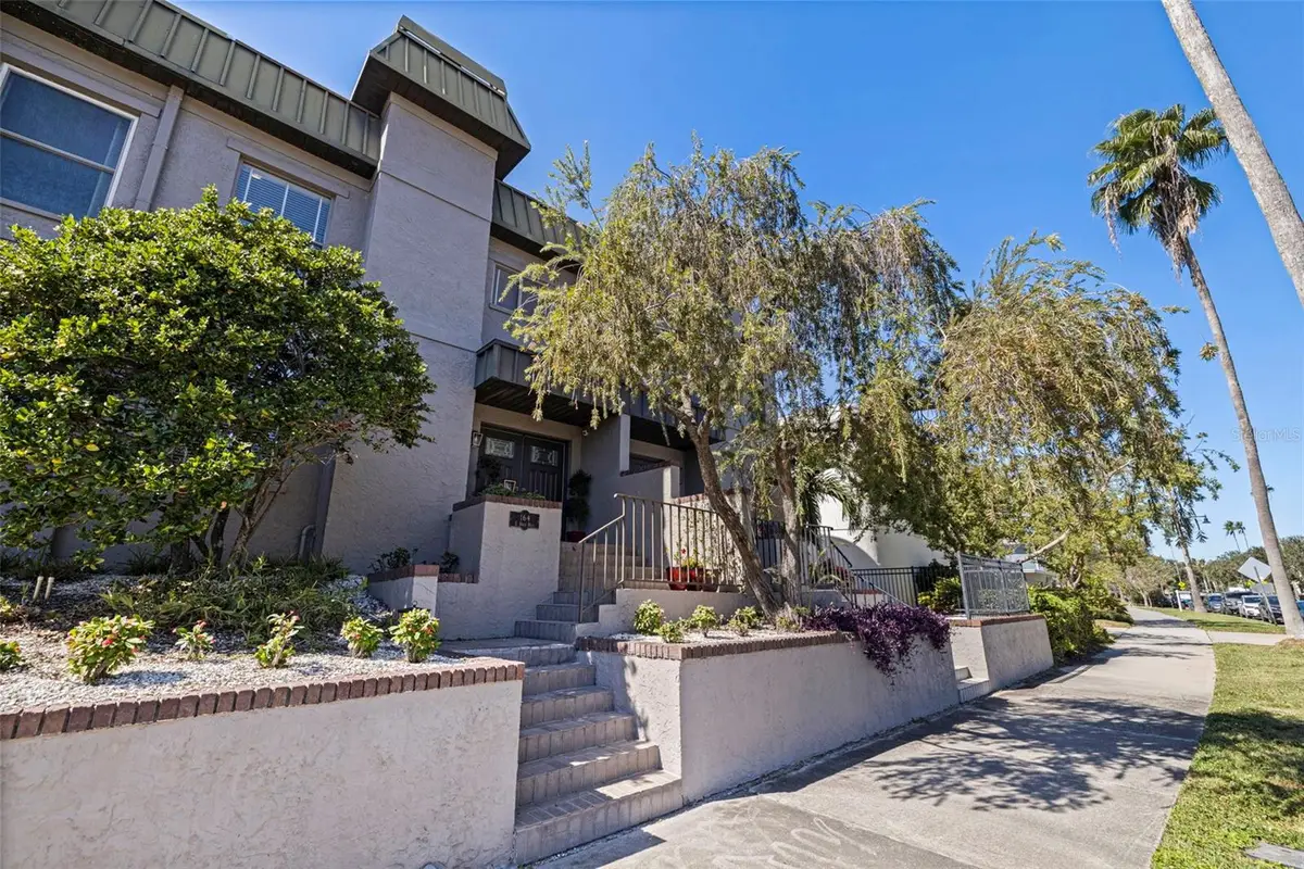 164 E Davis Boulevard, Tampa, FL 33606 - Image #1