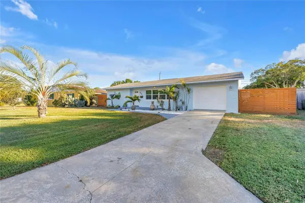 6830 35th Avenue N, ST PETERSBURG, FL 33710