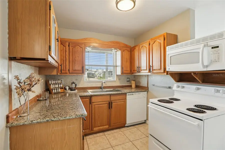 350 51st Avenue N, Saint Petersburg, FL 33703 - Image #3