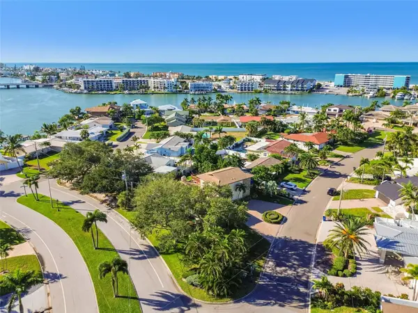 10073 S Yacht Club Drive, TREASURE ISLAND, FL 33706