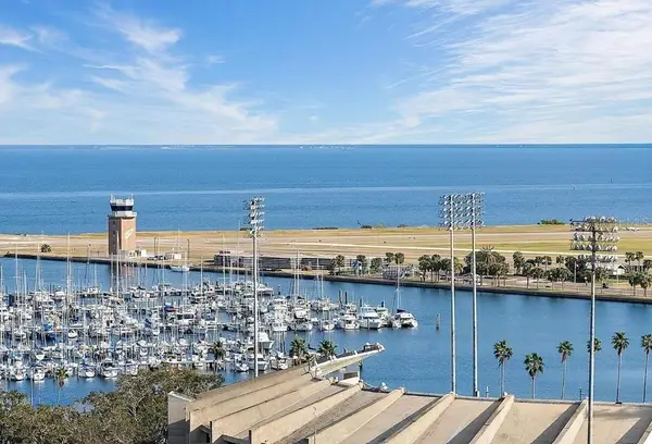 175 2nd Street S #P-08, ST PETERSBURG, FL 33701