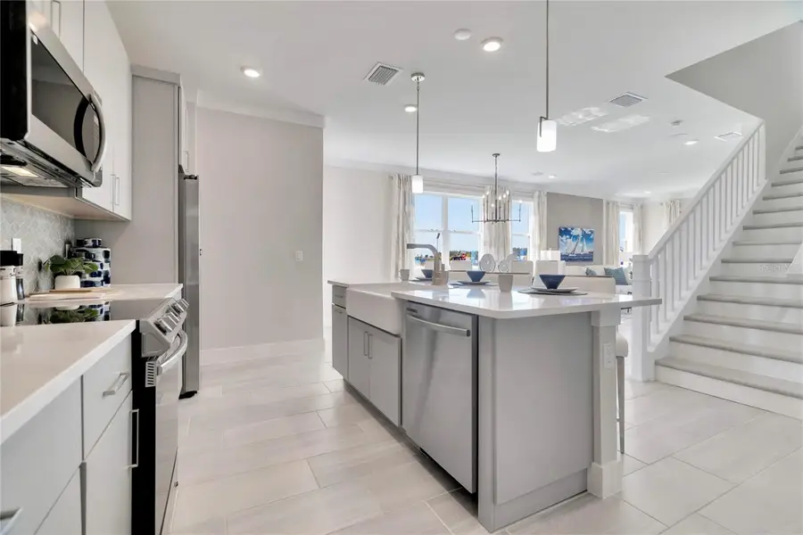 31887 Oyster Pier Court, Wesley Chapel, FL 33545 - Image #2