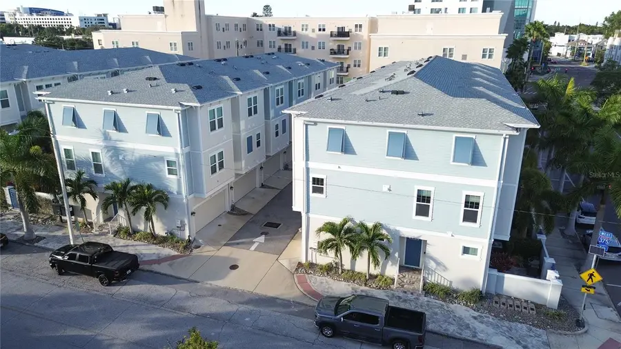 260 8th Street N, Saint Petersburg, FL 33701 - Image #2