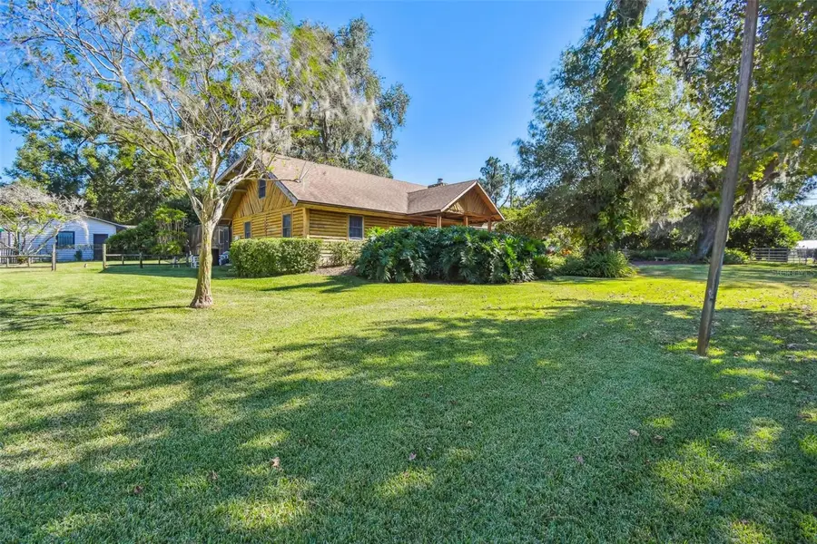 4801 Lynn Oaks Circle, Dover, FL 33527 - Image #2