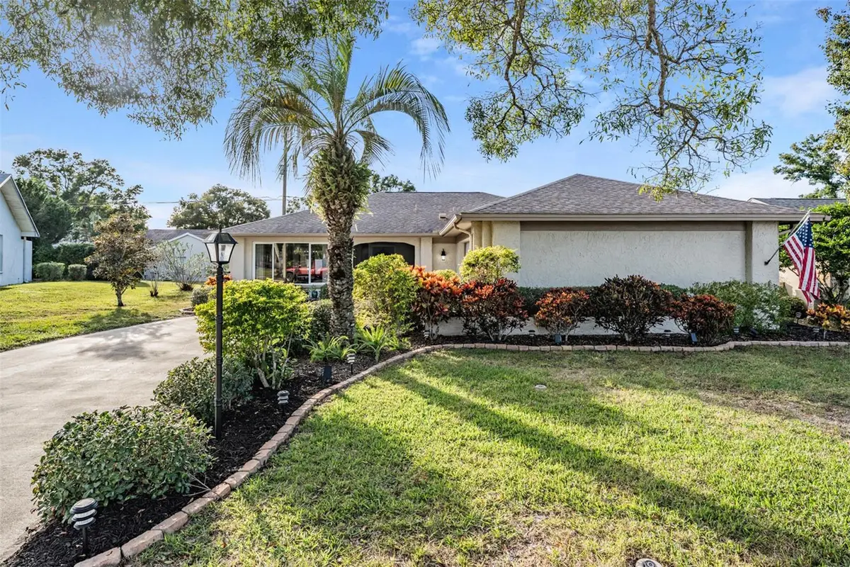 2932 Macalpin Drive W, Palm Harbor, FL 34684 - Image #1
