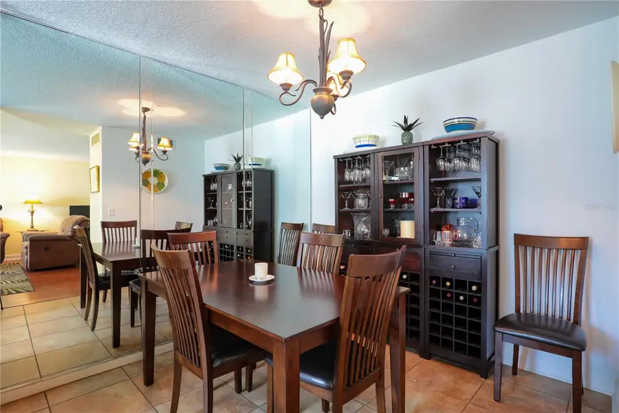 3281 38th Way S #B, Saint Petersburg, FL 33711 - Image #3