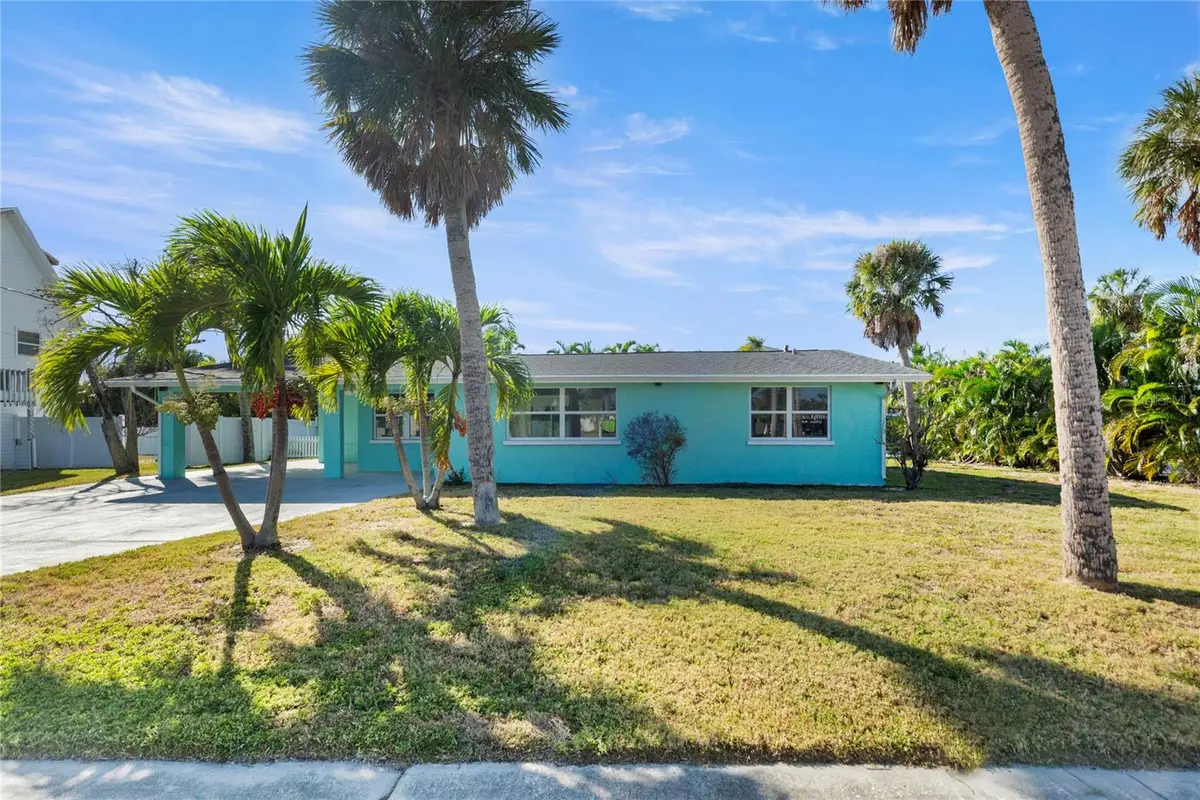 214 85th Street, Holmes Beach, FL 34217 - Image #1