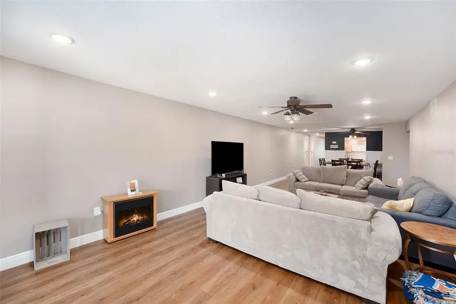 90 S Highland Avenue #1201, Tarpon Springs, FL 34689 - Image #3