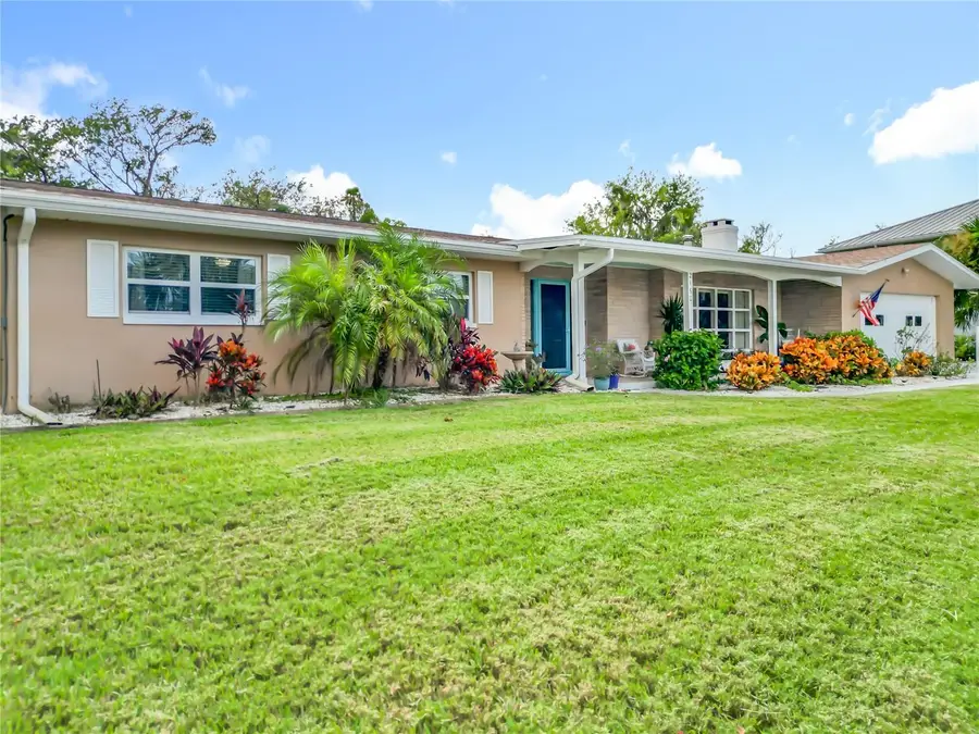 2160 N Watersedge Drive, Crystal River, FL 34429 - Image #2