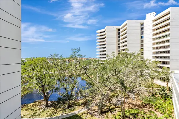 5940 Pelican Bay Plaza S #504, GULFPORT, FL 33707