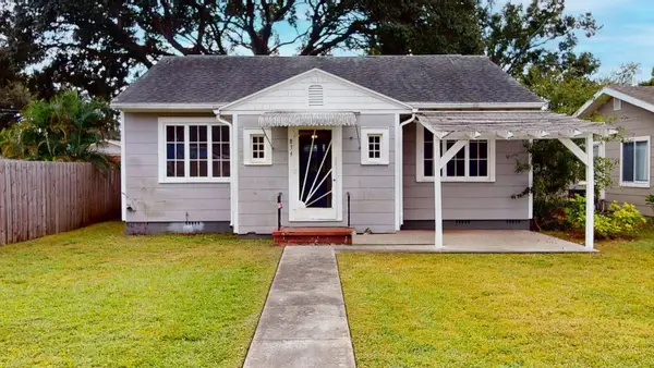 834 53rd Avenue N, ST PETERSBURG, FL 33703