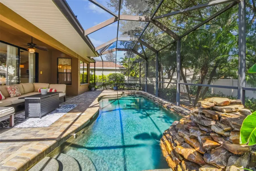 15613 N Himes Avenue, Tampa, FL 33618 - Image #3