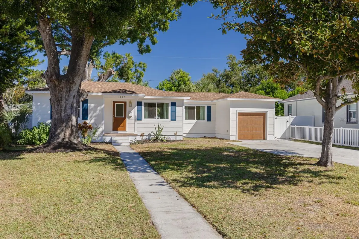 1127 Tyrone Court N, Saint Petersburg, FL 33710 - Image #1