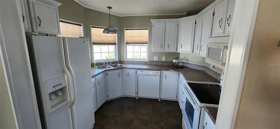 36330 Le Sabre Way, Zephyrhills, FL 33541 - Image #3