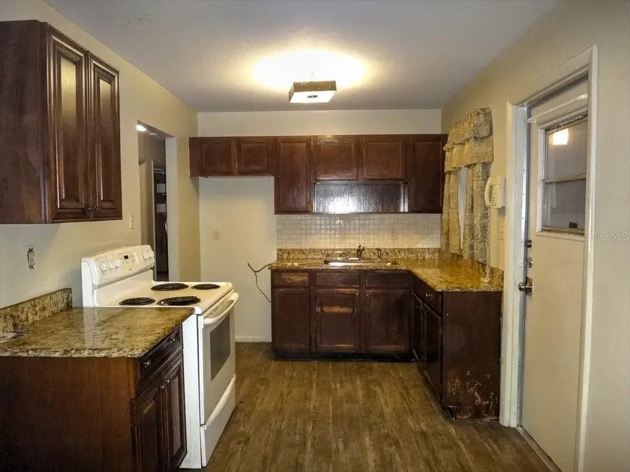 2146 Aaron Avenue, Orlando, FL 32811 - Image #3