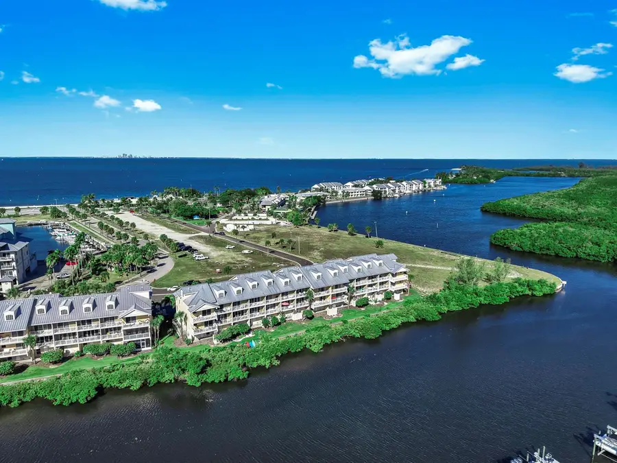 603 Bahia Beach Boulevard, Ruskin, FL 33570 - Image #2