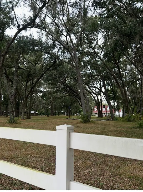 2716 Washington Road, VALRICO, FL 33594