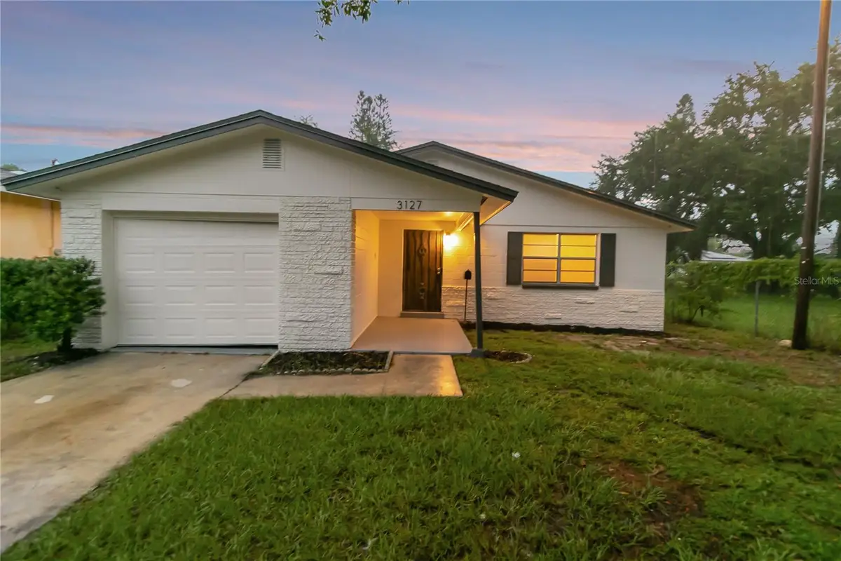 3127 Oakley Avenue S, Saint Petersburg, FL 33712 - Image #1