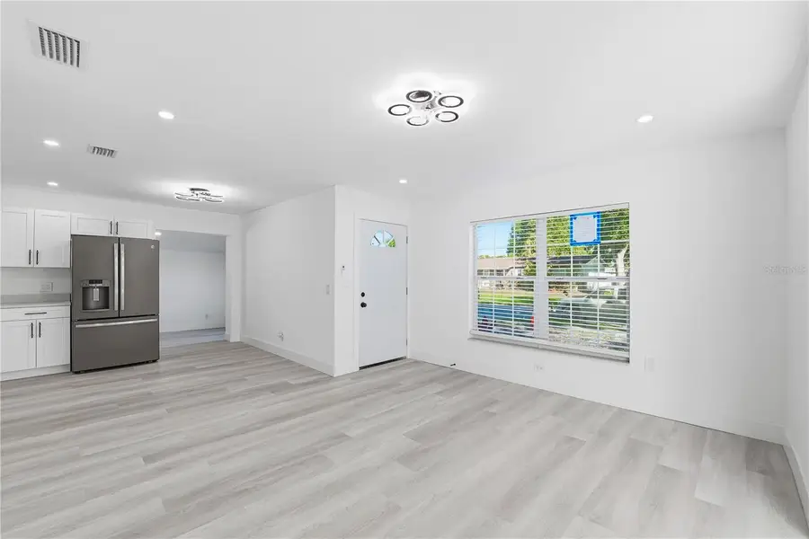 6514 Yosemite Drive, Tampa, FL 33634 - Image #2