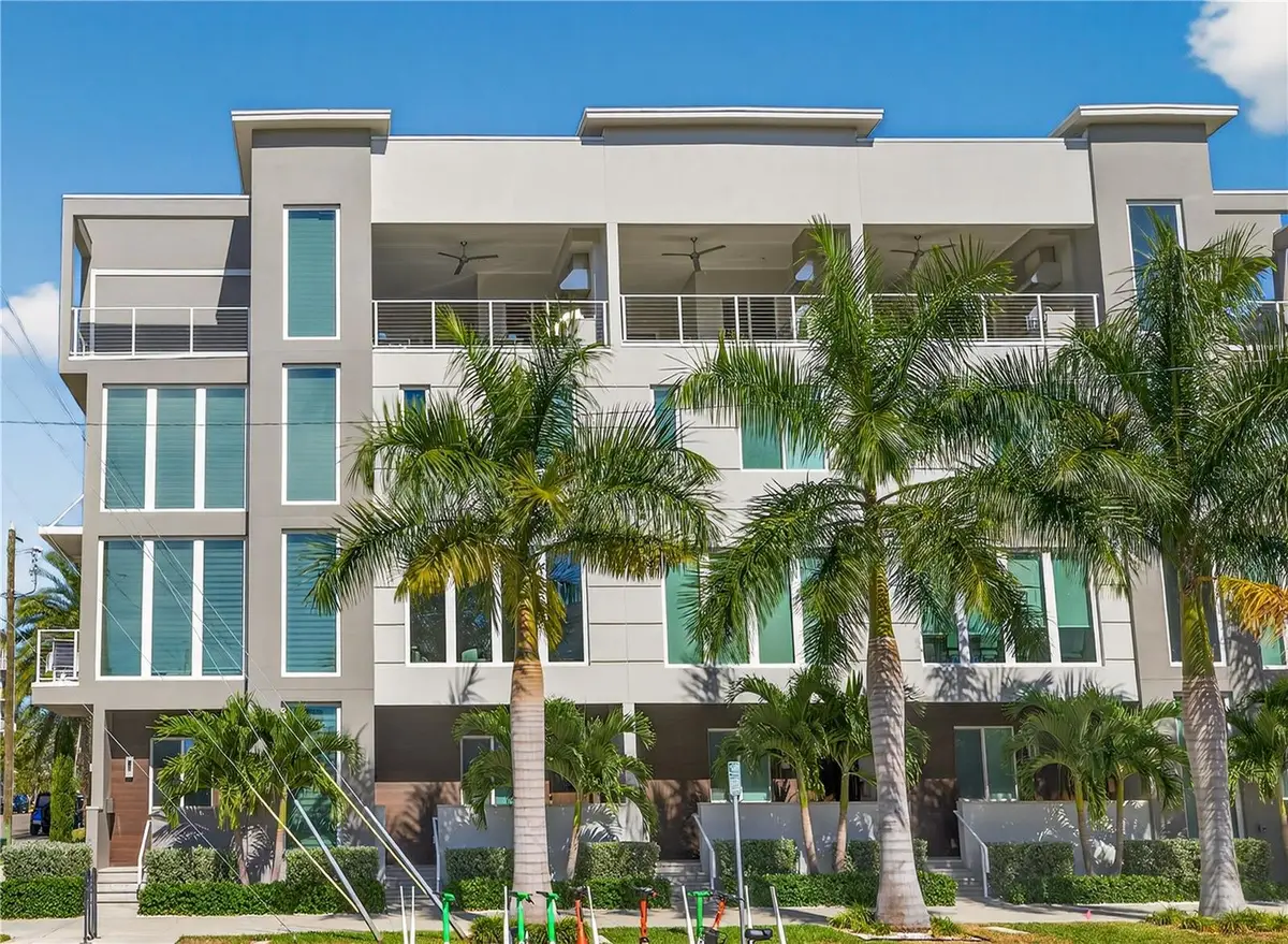 577 4th Avenue S, Saint Petersburg, FL 33701 - Image #1