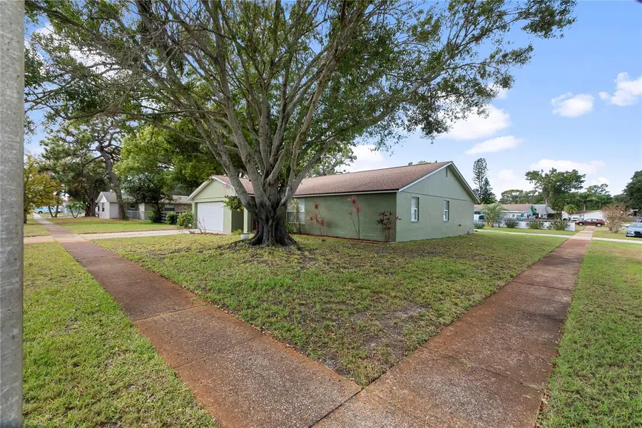 10600 119th Street, Seminole, FL 33778 - Image #2