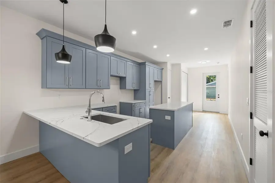 1513 E Knollwood Street, Tampa, FL 33610 - Image #2