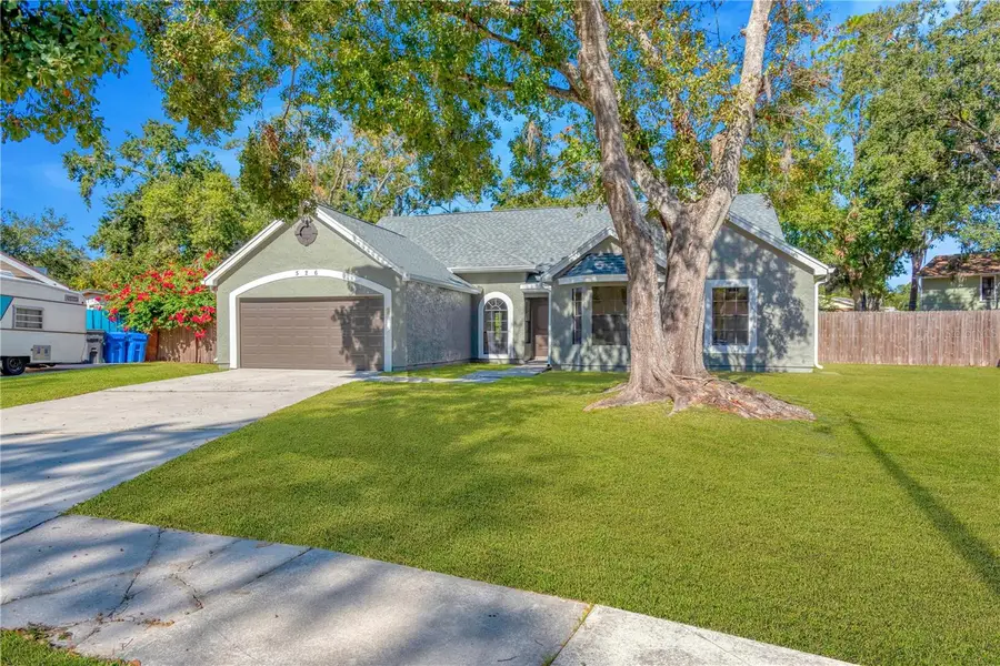 526 Emberwood Drive, Brandon, FL 33511 - Image #2